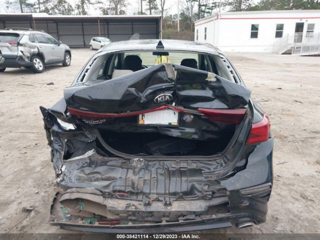 3KPF24AD8KE060499 KIA Forte Lxs