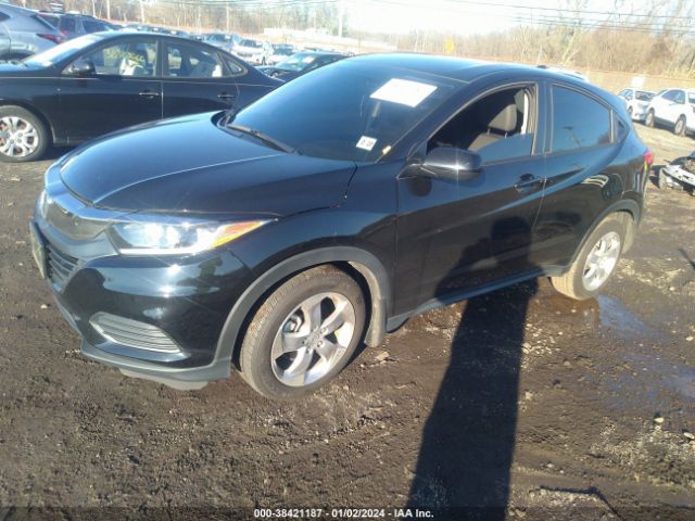 3CZRU6H35NM740137 Honda Hr-v Awd Lx