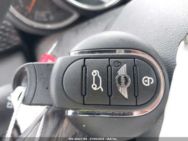 2017 MINI HARDTOP WMWXP7C31H2A46509 Photo 10