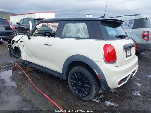 2017 MINI HARDTOP WMWXP7C31H2A46509 Photo 2