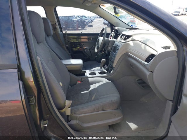 Chevrolet Traverse Ls 2015 1GNKRFKDXFJ376104 Image 5