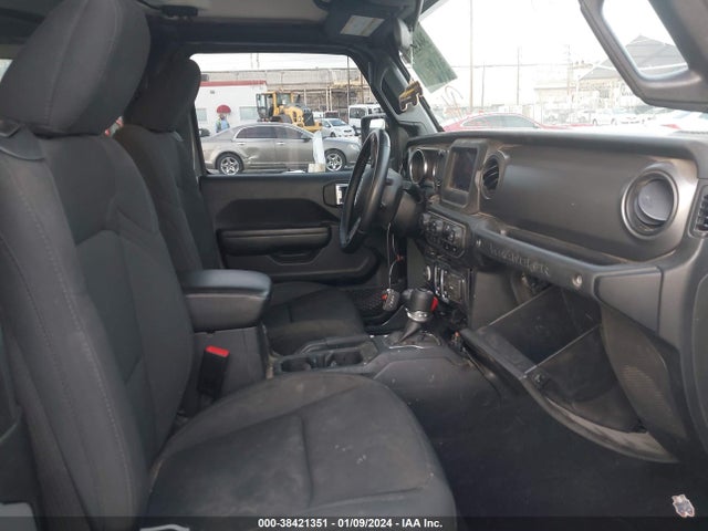 1C4GJXAN4NW151605 Jeep Wrangler
