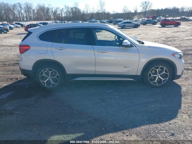 BMW X1 Xdrive28i 2018 WBXHT3C33J5F90495 Image 13