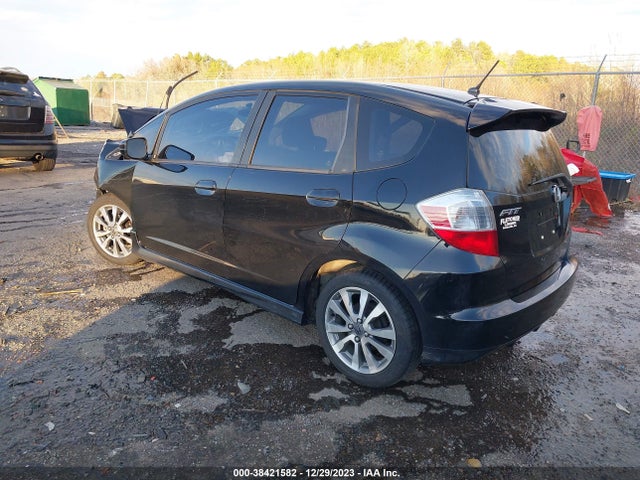2013 HONDA FIT SPORT VIN: JHMGE8H67DC033796