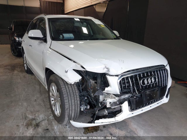 2015 AUDI Q5 2.0T PREMIUM VIN: WA1LFAFP8FA139084
