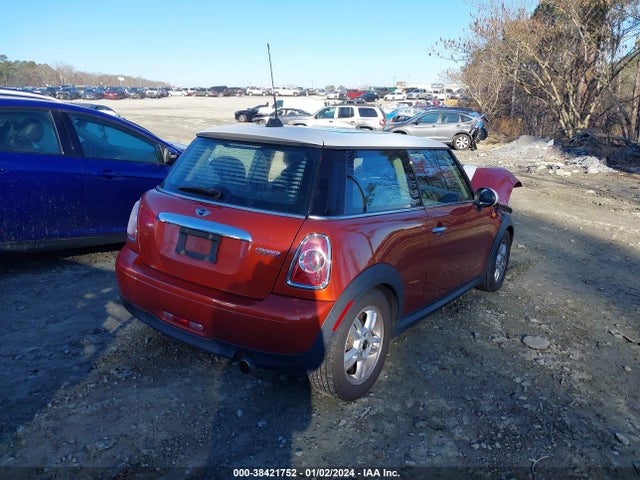 2012 MINI COOPER WMWSU3C57CT258733 Photo 3
