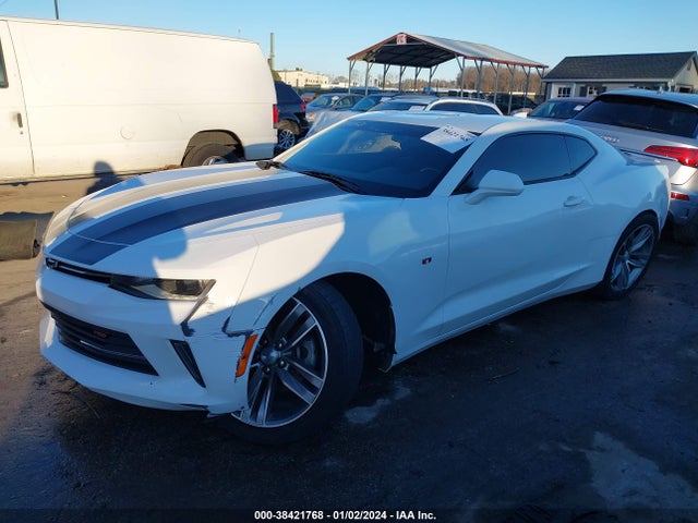 Chevrolet Camaro 2lt 2017 1G1FC1RS8H0121875 Image 2