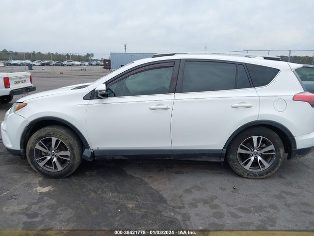 Toyota Rav4 Xle 2018 JTMWFREV8JJ741333 Image 14