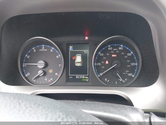 Toyota Rav4 Xle 2018 JTMWFREV8JJ741333 Image 7
