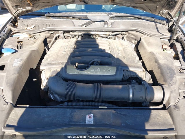 2011 PORSCHE CAYENNE WP1AA2A24BLA10396 Photo 9