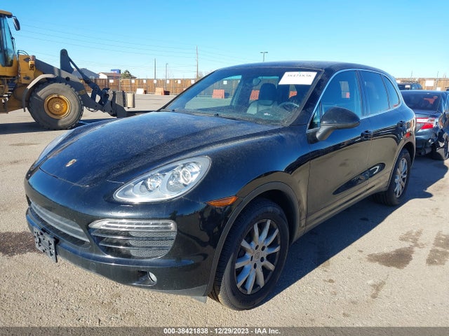 2011 PORSCHE CAYENNE WP1AA2A24BLA10396 Photo 1