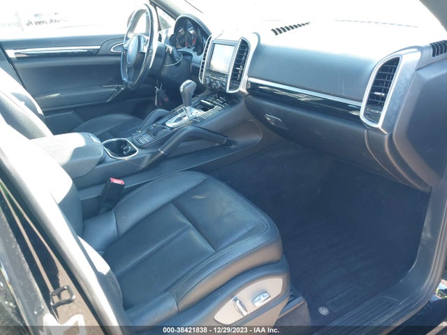 2011 PORSCHE CAYENNE WP1AA2A24BLA10396 Photo 4