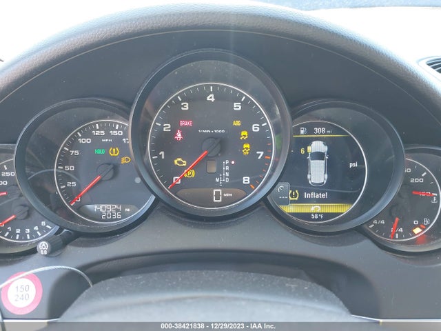 2011 PORSCHE CAYENNE WP1AA2A24BLA10396 Photo 6