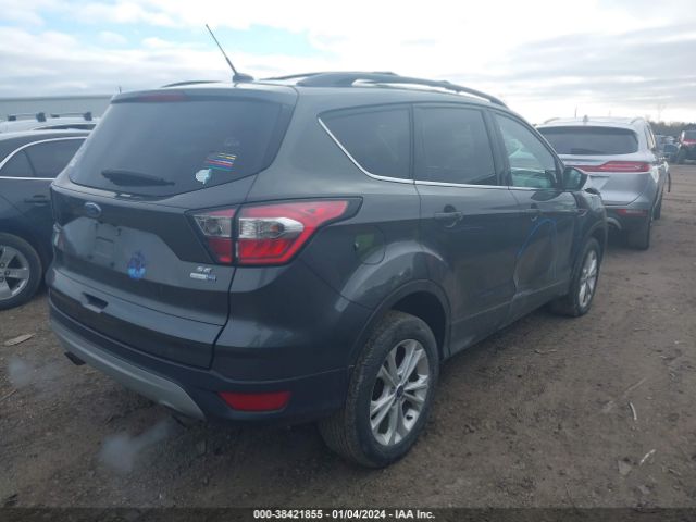 1FMCU9GD8HUE89505 Ford ESCAPE SE