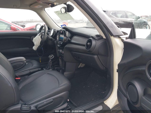 2019 MINI HARDTOP WMWXP5C55K2H95522 Photo 4