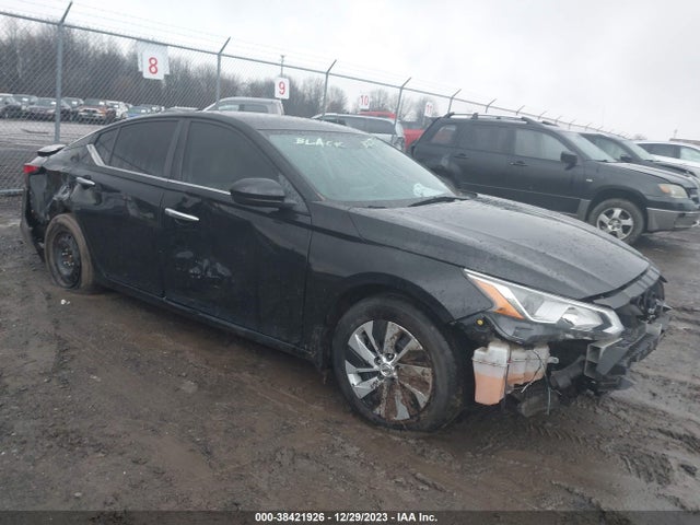 2019 1N4BL4BV9KC103912 main image