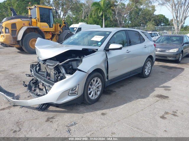 Chevrolet EQUINOX LT 2018 3GNAXJEVXJS559857 Image 2