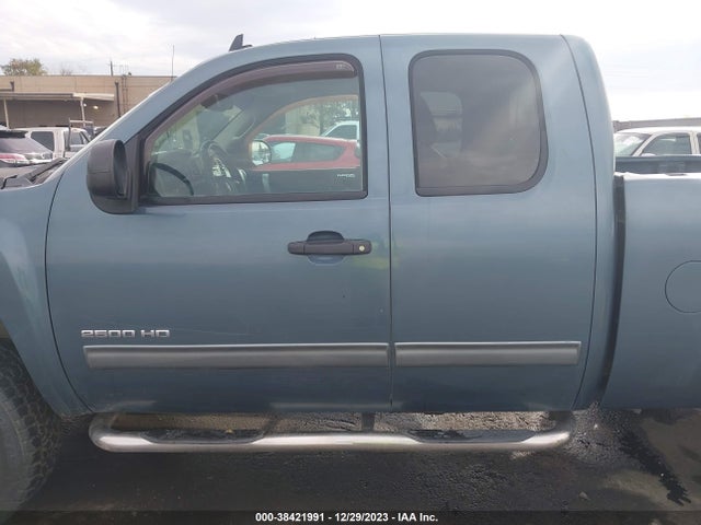 2013 CHEVROLET SILVERADO 2500HD LT VIN: 1GC2KXCG4DZ203706