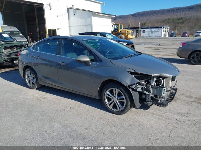 2018 1G1BE5SM4J7167681 main image