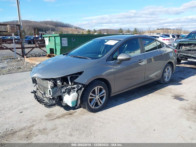 Chevrolet Cruze Lt Auto 2018 1G1BE5SM4J7167681 Image 2