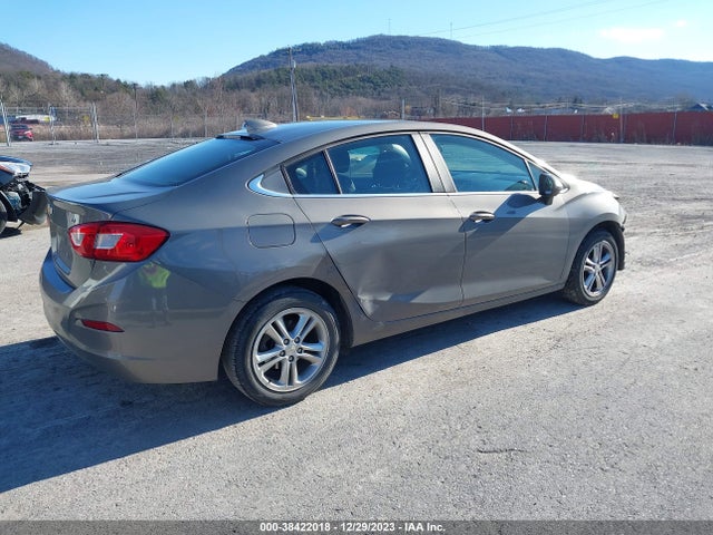 Chevrolet Cruze Lt Auto 2018 1G1BE5SM4J7167681 Image 4