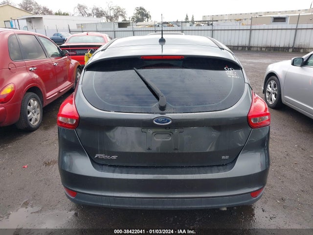 2016 FORD FOCUS SE VIN: 1FADP3K28GL254874