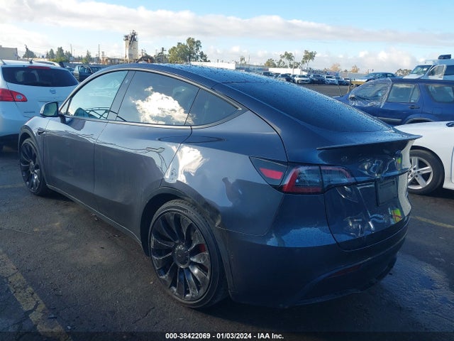 7SAYGDEF4NF524136 Tesla Model Y Performance Dual Motor All-wheel Drive