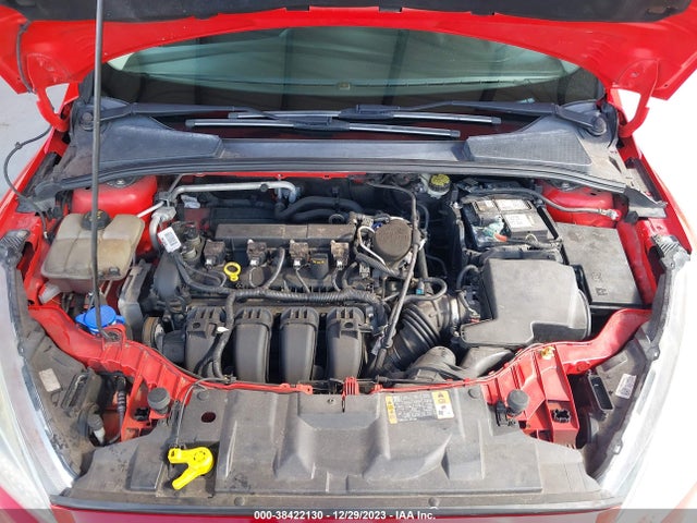 2015 FORD FOCUS SE VIN: 1FADP3K25FL288690