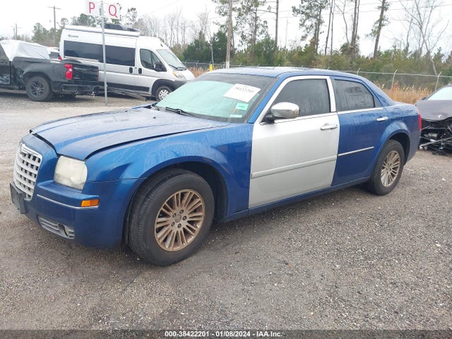 2010 CHRYSLER 300 TOURING/SIGNATURE SERIES/EXECUTIVE SERIES VIN: 2C3CA5CV1AH167063
