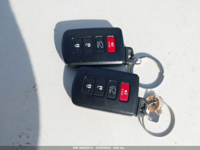 JTMWFREV8JJ161189 Toyota Rav4 Adventure/xle
