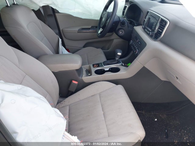 2017 KIA SPORTAGE LX VIN: KNDPM3ACXH7116368