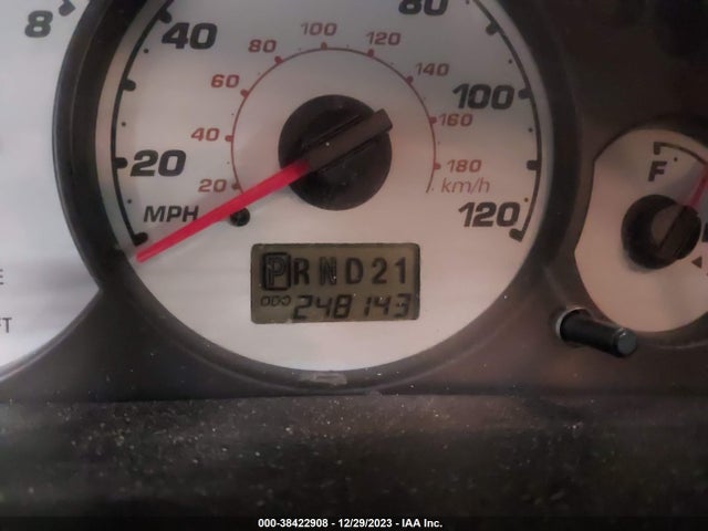 2002 FORD ESCAPE XLT CHOICE/XLT MIDNIGHT/XLT PREMIUM/XLT SPORT VIN: 1FMYU04132KB84153