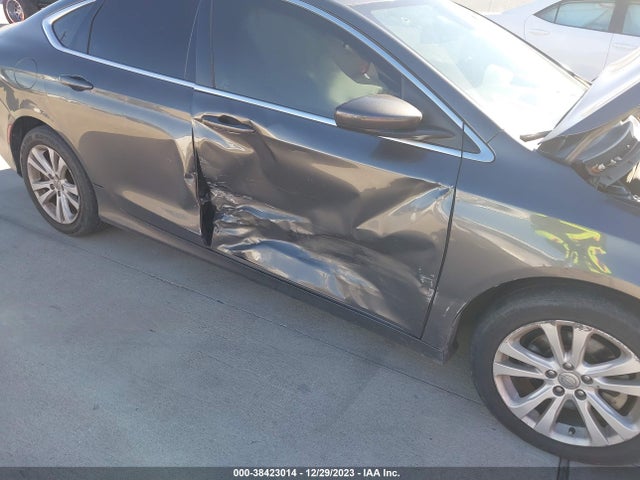 Chrysler 200 Limited 2015 1C3CCCAB0FN541619 Image 6