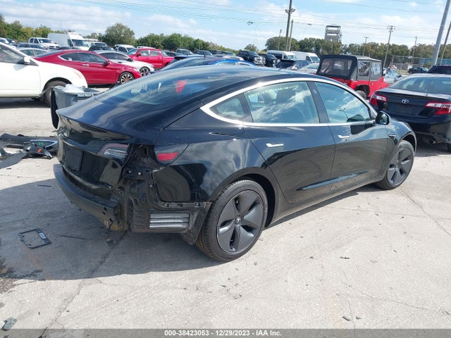 2019 TESLA MODEL 3 5YJ3E1EA0KF193213 Photo 3