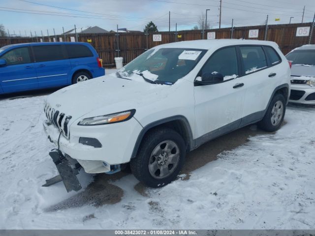 1C4PJMAB6EW166160 Jeep Cherokee Sport