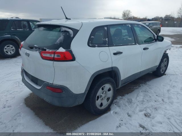 1C4PJMAB6EW166160 Jeep Cherokee Sport