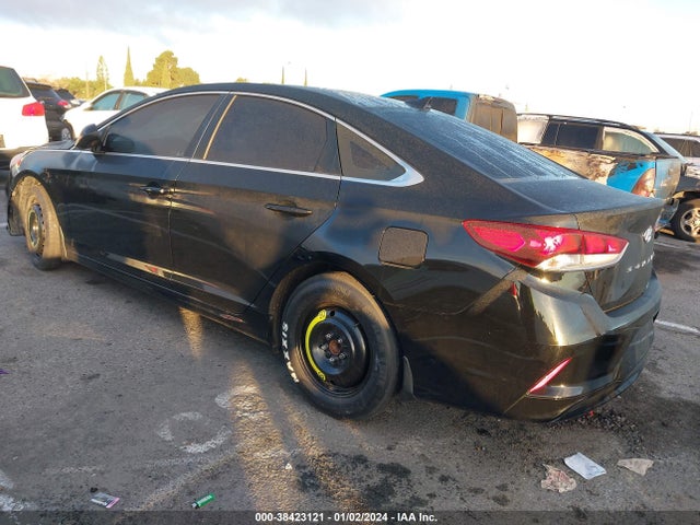 Продажа на аукционе авто 2018 Hyundai Sonata Eco, vin: 5NPE24AA2JH722699, номер лота: 38423121