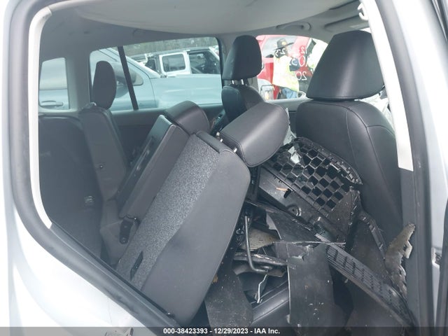 2012 VOLKSWAGEN TIGUAN SE VIN: WVGAV7AX5CW610323