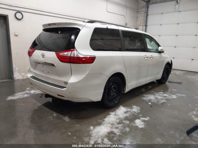 5TDDK3DC1FS117982 Toyota Sienna Limited Premium 7 Passenger