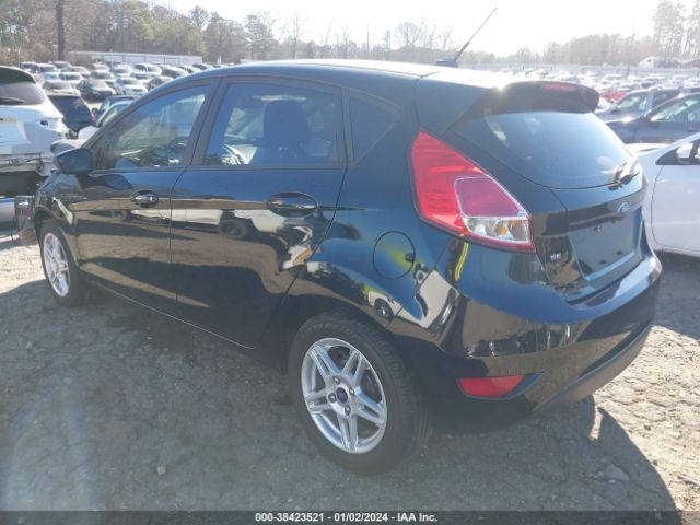 3FADP4EJ9JM140414 Ford FIESTA SE