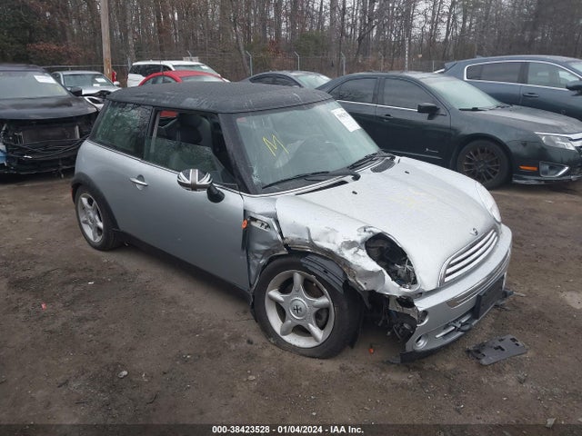 2006 MINI COOPER WMWRC33576TK73027 Photo 0