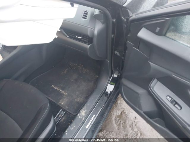 3N1AB8CV6NY207609 Nissan Sentra Sv Xtronic Cvt