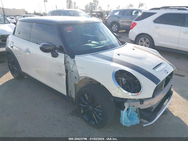 2021 MINI HARDTOP WMWXR5C01M2M94972 Photo 0