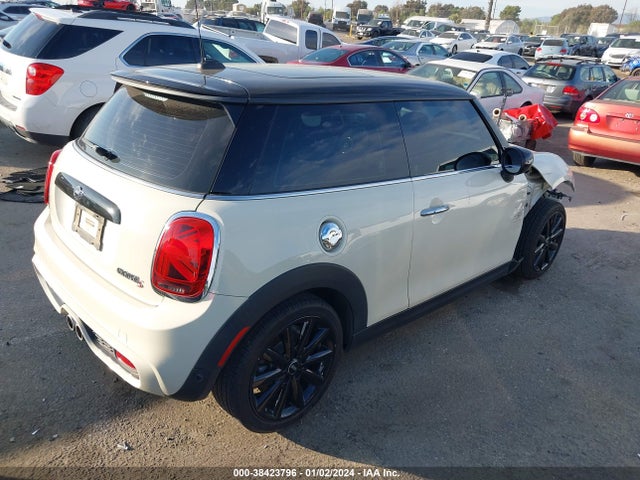 2021 MINI HARDTOP WMWXR5C01M2M94972 Photo 3