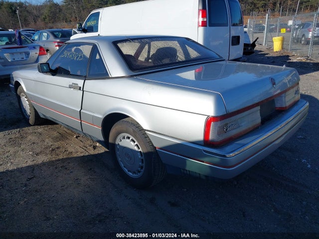 1987 CADILLAC ALLANTE 1G6VR3171HU101466 Photo 2