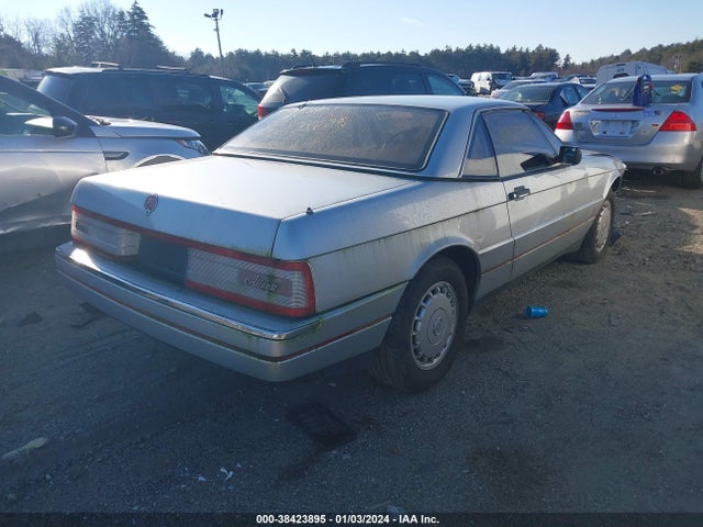 1987 CADILLAC ALLANTE 1G6VR3171HU101466 Photo 3