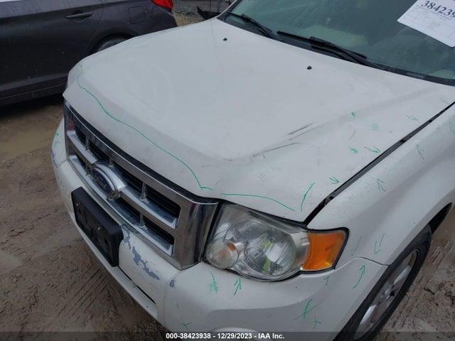 2009 FORD ESCAPE XLT VIN: 1FMCU03769KA36525