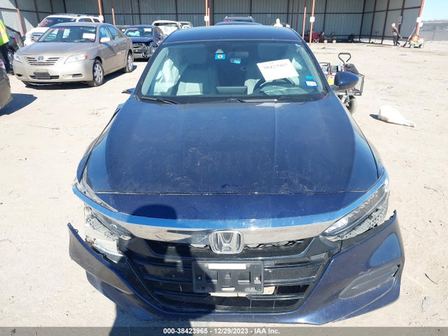 Honda ACCORD LX 2018 1HGCV1F10JA042024 Image 12