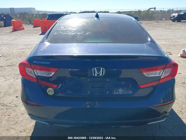 Honda ACCORD LX 2018 1HGCV1F10JA042024 Image 16
