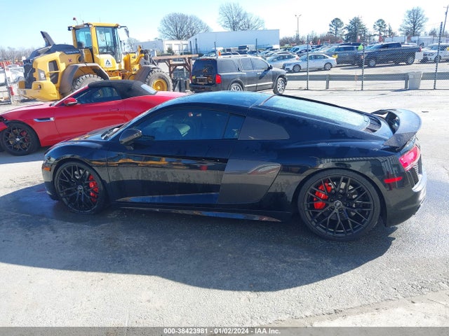 Audi R8 5.2 V10 Plus 2017 WUAKBAFX0H7901145 Image 15